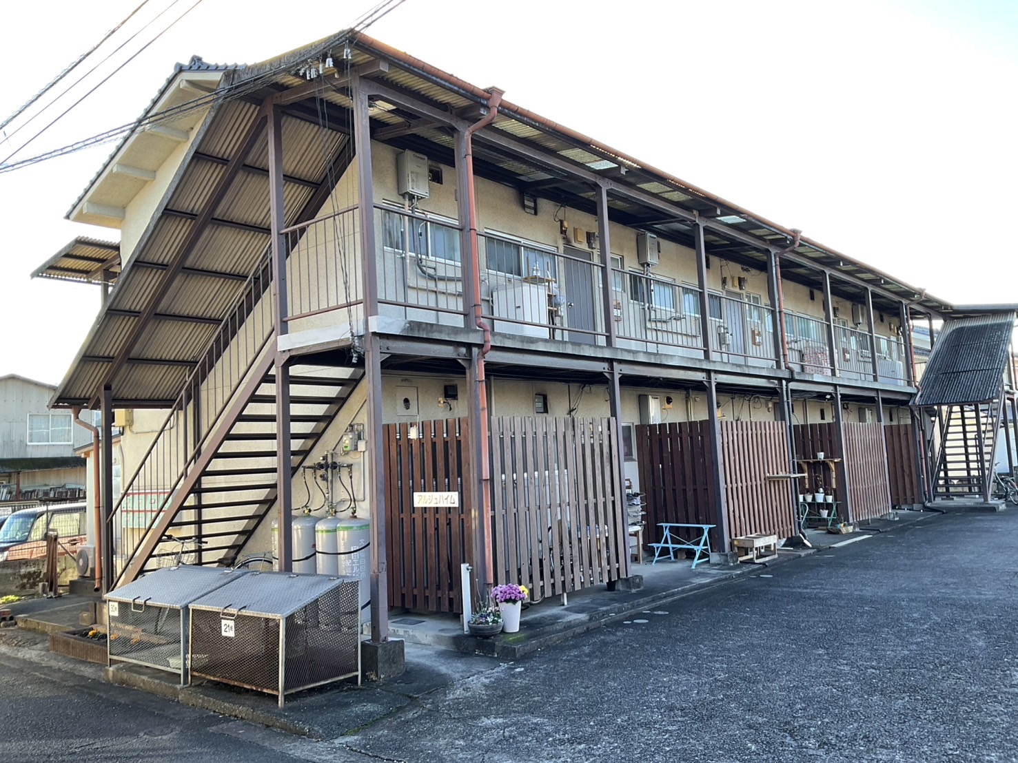 �������S�i